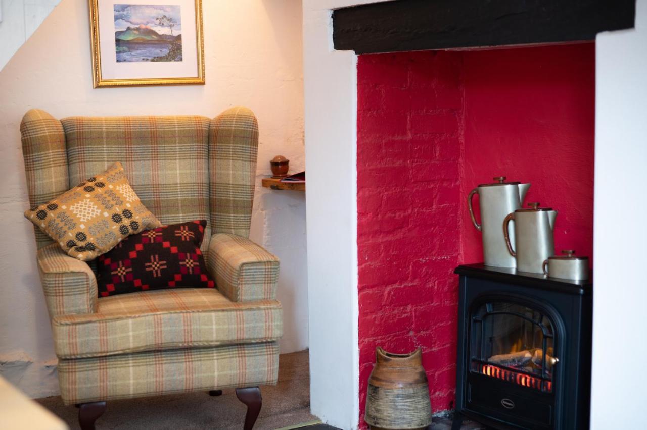 Cottage In The Heart Of Dolgellau Exterior photo